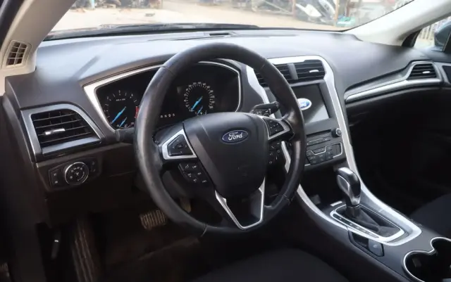 FORD Mondeo 2.0 TDCi Edition PowerShift