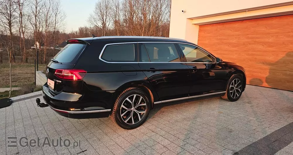 VOLKSWAGEN Passat Variant 2.0 TDI DSG (BlueMotion Technology) Highline
