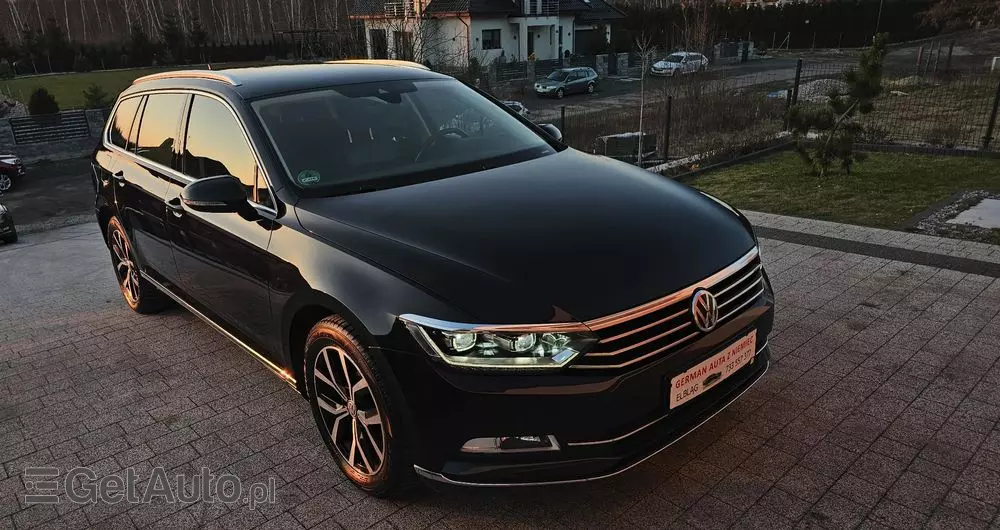VOLKSWAGEN Passat Variant 2.0 TDI DSG (BlueMotion Technology) Highline