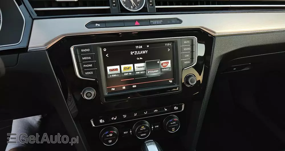 VOLKSWAGEN Passat Variant 2.0 TDI DSG (BlueMotion Technology) Highline