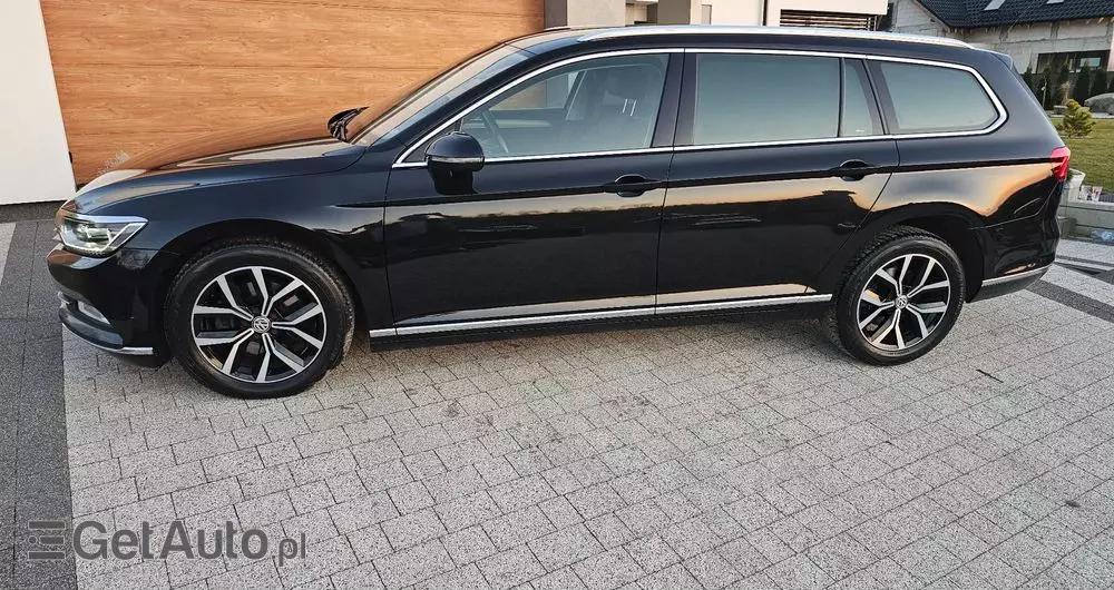 VOLKSWAGEN Passat Variant 2.0 TDI DSG (BlueMotion Technology) Highline
