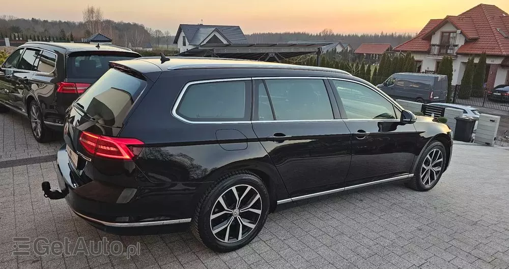 VOLKSWAGEN Passat Variant 2.0 TDI DSG (BlueMotion Technology) Highline