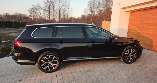 VOLKSWAGEN Passat Variant 2.0 TDI DSG (BlueMotion Technology) Highline