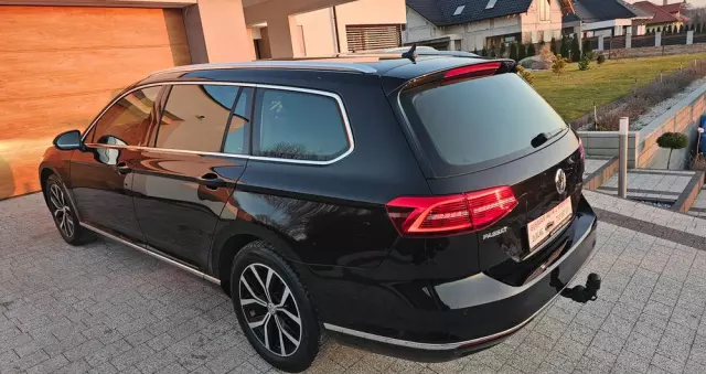 VOLKSWAGEN Passat Variant 2.0 TDI DSG (BlueMotion Technology) Highline