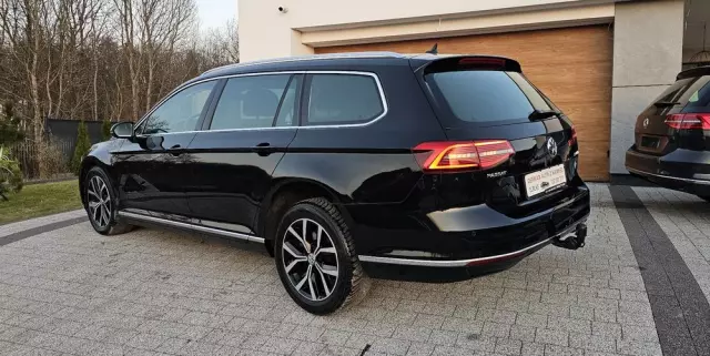 VOLKSWAGEN Passat Variant 2.0 TDI DSG (BlueMotion Technology) Highline