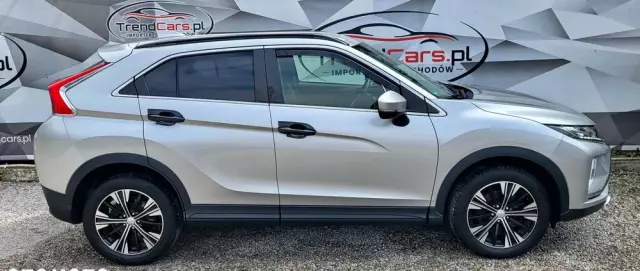 MITSUBISHI Eclipse Cross 1.5 T Invite Plus