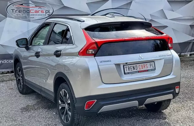 MITSUBISHI Eclipse Cross 1.5 T Invite Plus