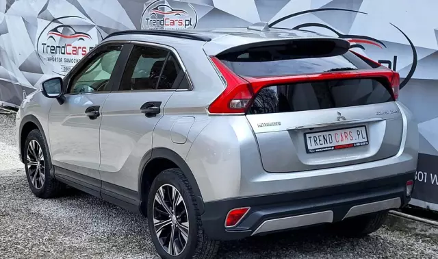 MITSUBISHI Eclipse Cross 1.5 T Invite Plus