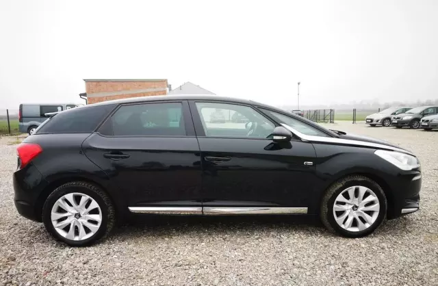 CITROEN DS5 