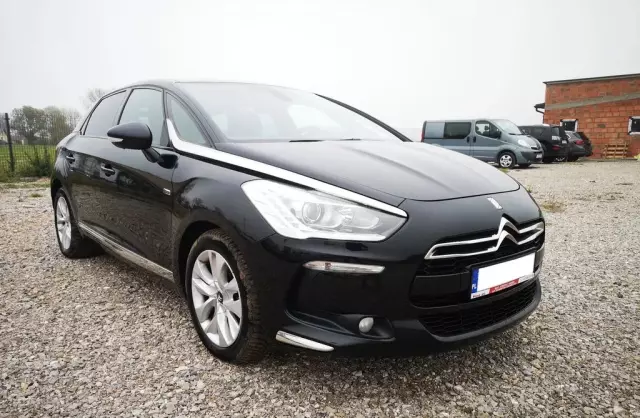 CITROEN DS5 