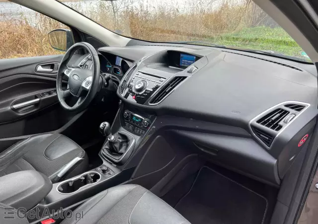 FORD Kuga 2.0 TDCi 4x4 Individual