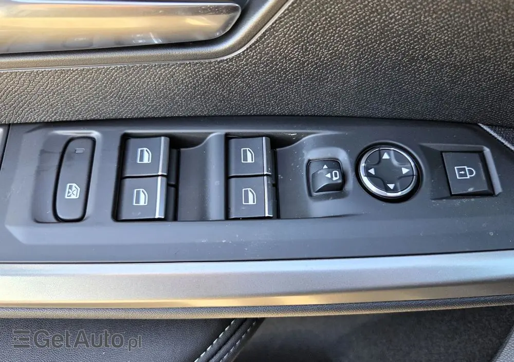 PEUGEOT 5008 1.6 PHEV 195 GT S&S e-DCS7