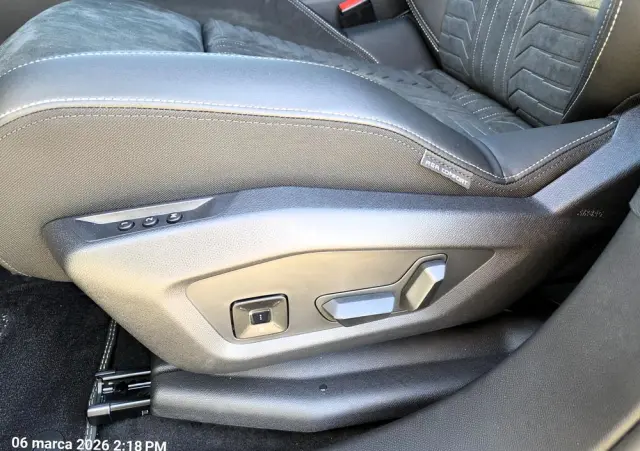 PEUGEOT 5008 1.6 PHEV 195 GT S&S e-DCS7