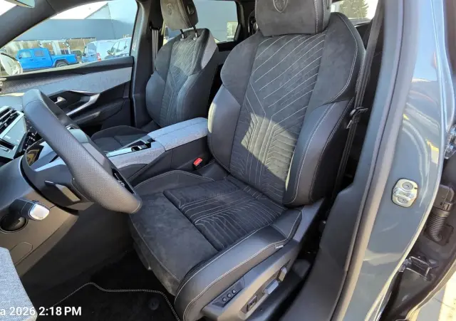 PEUGEOT 5008 1.6 PHEV 195 GT S&S e-DCS7