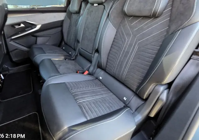 PEUGEOT 5008 1.6 PHEV 195 GT S&S e-DCS7