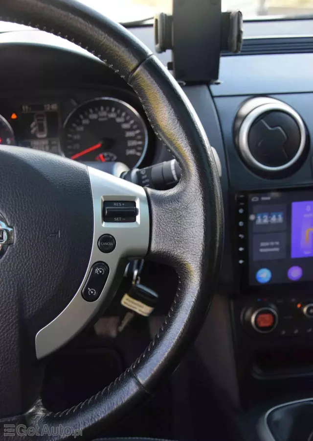 NISSAN Qashqai+2 2.0 dCi Acenta