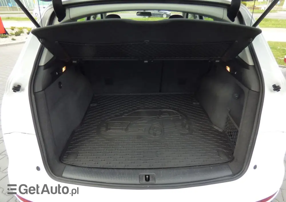 AUDI Q5 2.0 TDI