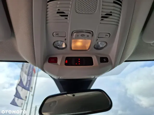 PEUGEOT 3008 BlueHDi 130 Stop & Start EAT8 Allure