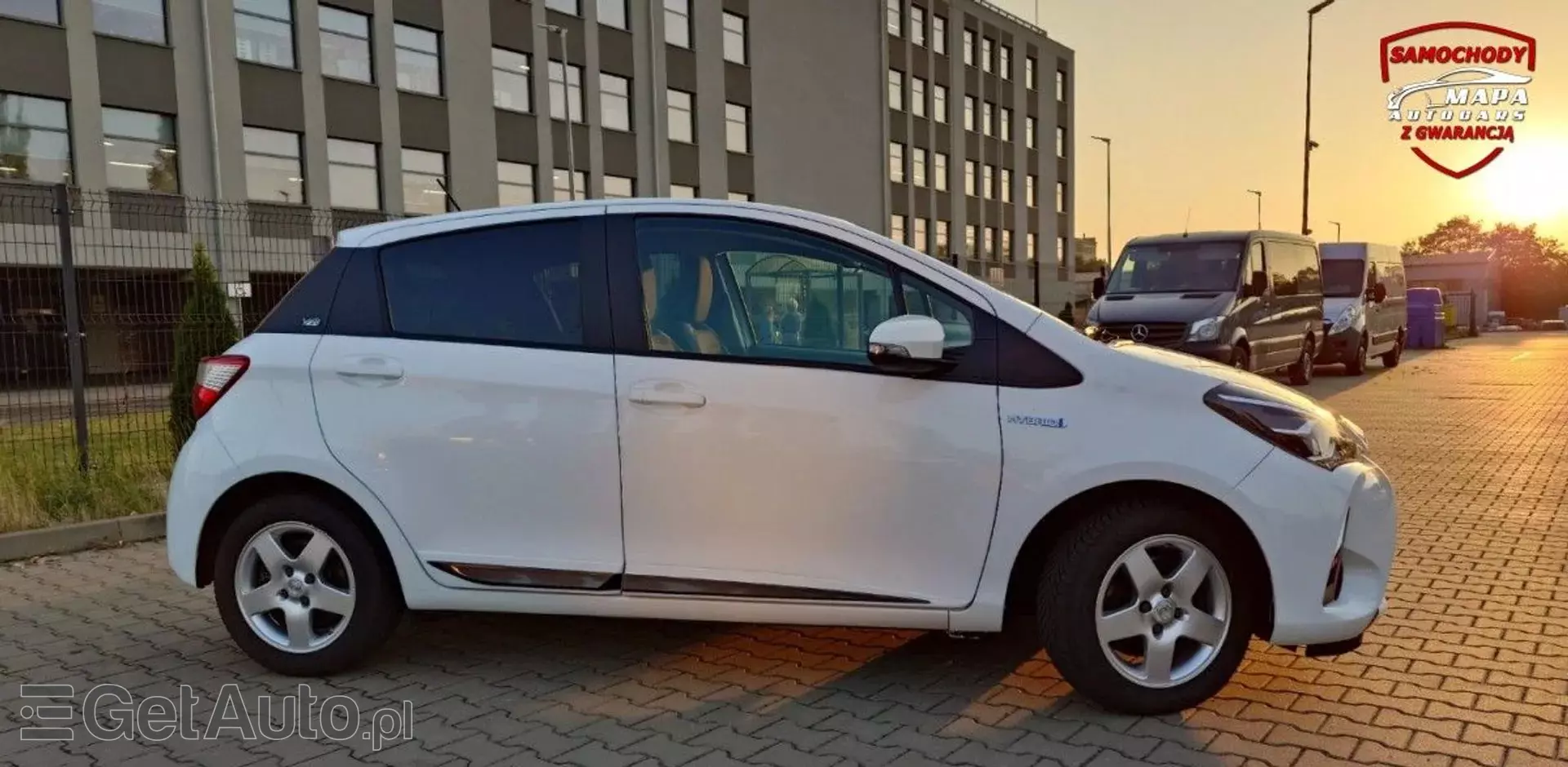 TOYOTA Yaris 1.5 (110 KM) Ethanol CVT