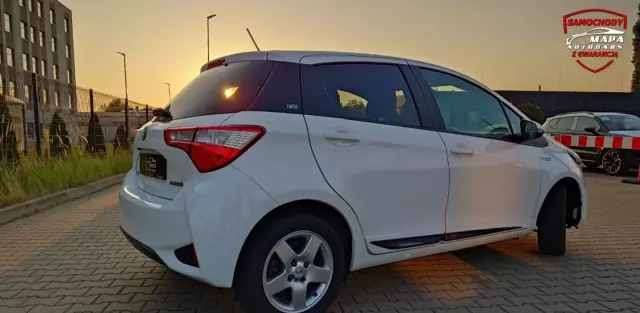 TOYOTA Yaris 1.5 (110 KM) Ethanol CVT