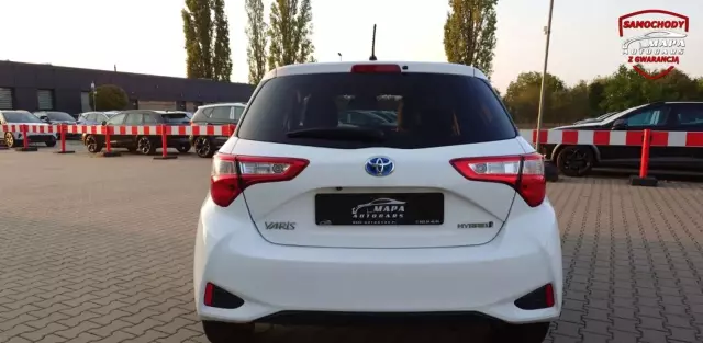 TOYOTA Yaris 1.5 (110 KM) Ethanol CVT