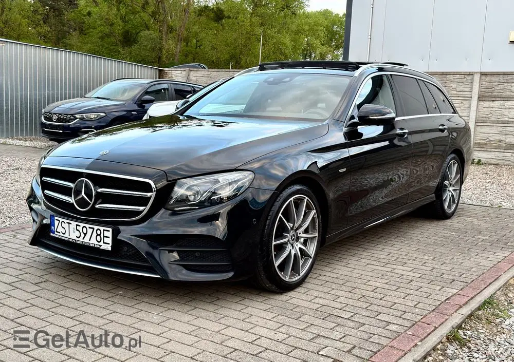 MERCEDES-BENZ Klasa E 300 d 9G-TRONIC AMG Line