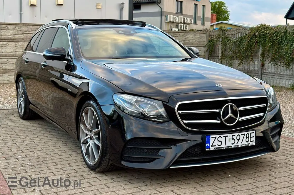 MERCEDES-BENZ Klasa E 300 d 9G-TRONIC AMG Line