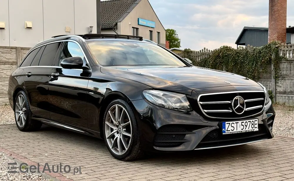 MERCEDES-BENZ Klasa E 300 d 9G-TRONIC AMG Line