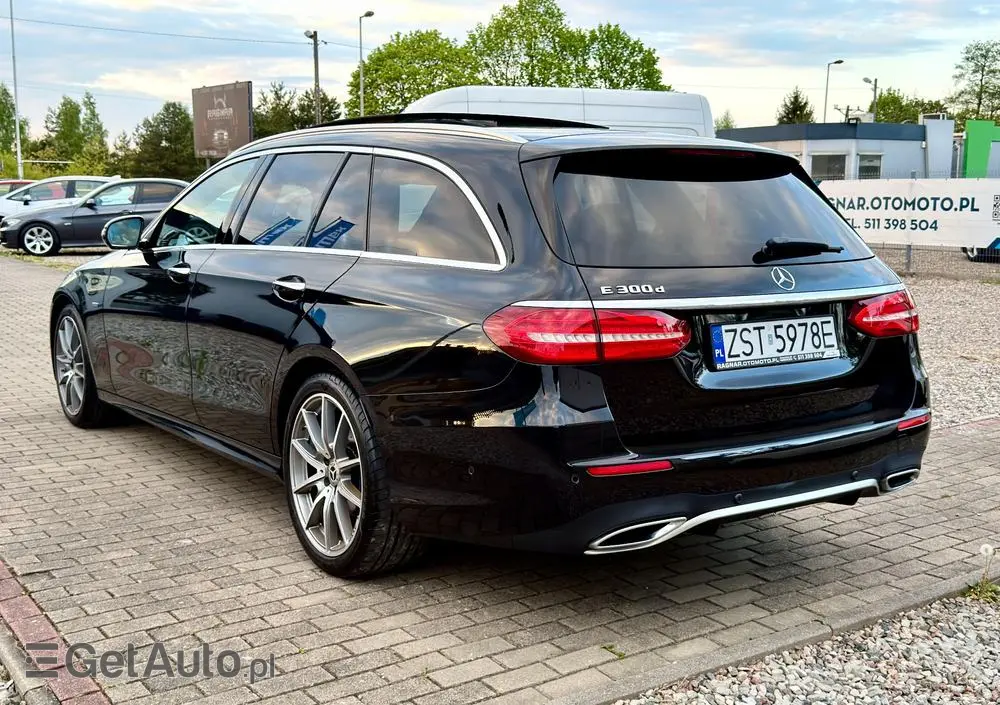 MERCEDES-BENZ Klasa E 300 d 9G-TRONIC AMG Line