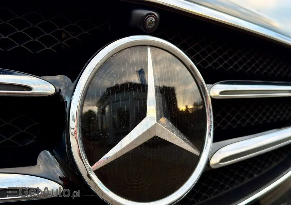 MERCEDES-BENZ Klasa E 300 d 9G-TRONIC AMG Line