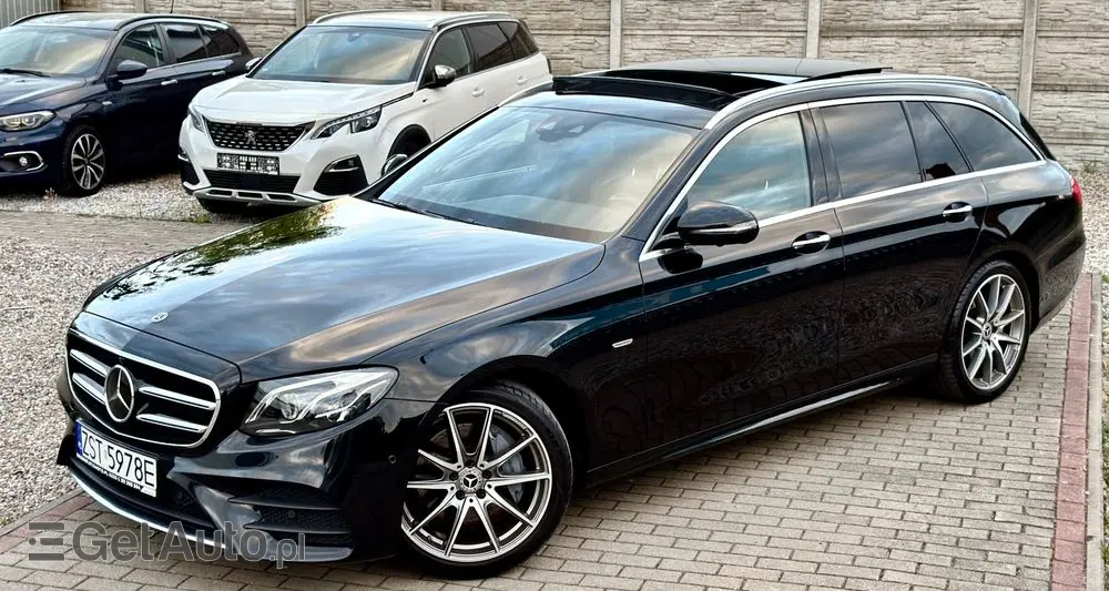 MERCEDES-BENZ Klasa E 300 d 9G-TRONIC AMG Line