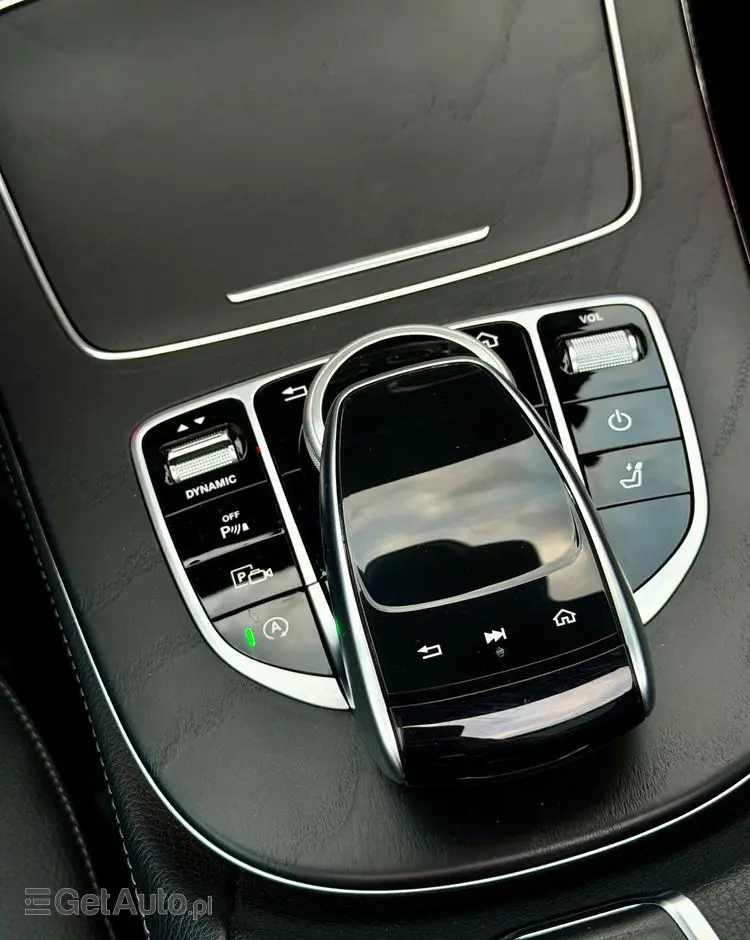 MERCEDES-BENZ Klasa E 300 d 9G-TRONIC AMG Line