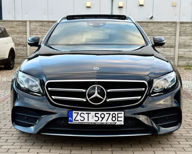 MERCEDES-BENZ Klasa E 300 d 9G-TRONIC AMG Line