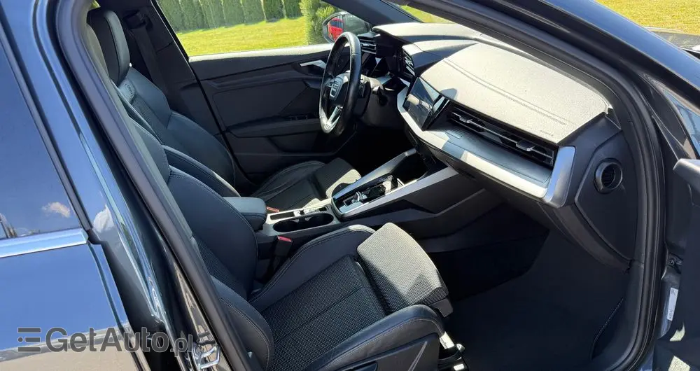 AUDI A3 Limousine 35 TFSI S tronic advanced