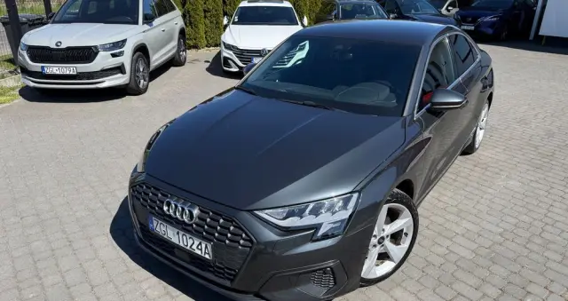 AUDI A3 Limousine 35 TFSI S tronic advanced