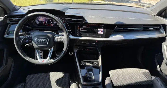AUDI A3 Limousine 35 TFSI S tronic advanced