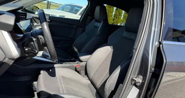 AUDI A3 Limousine 35 TFSI S tronic advanced