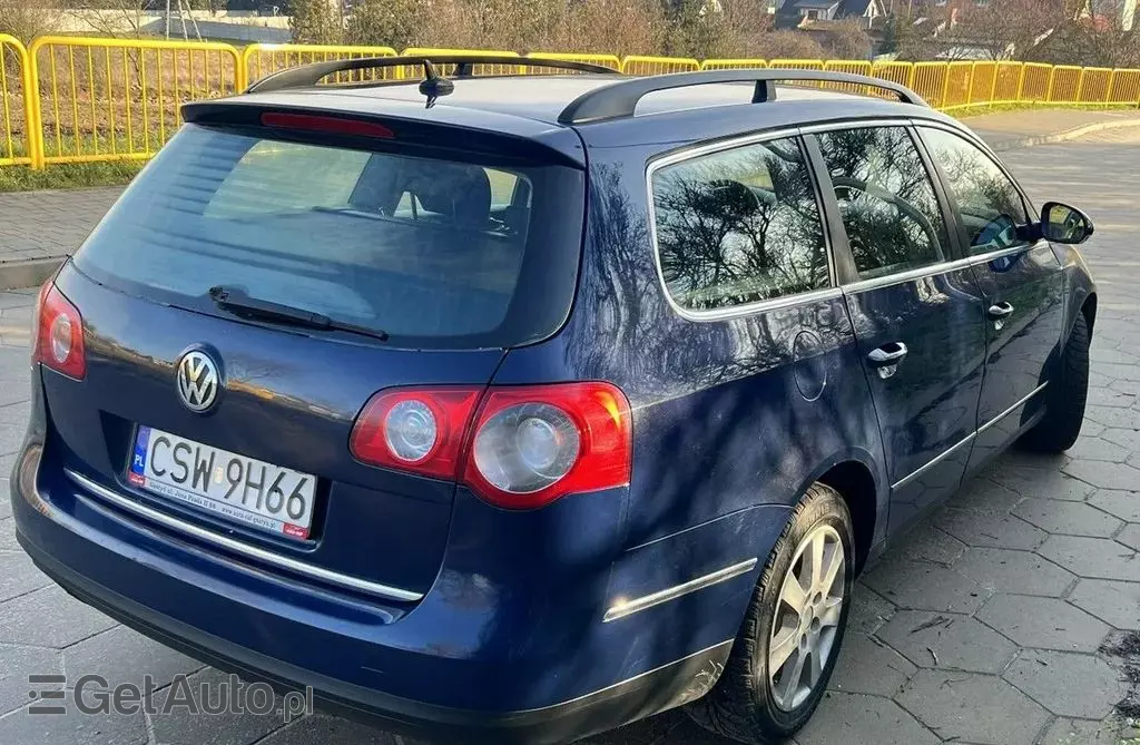 VOLKSWAGEN Passat 