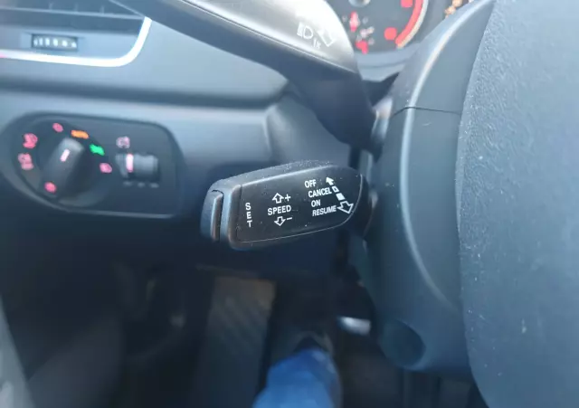 AUDI Q3 2.0 TDI Edycja Specjalna