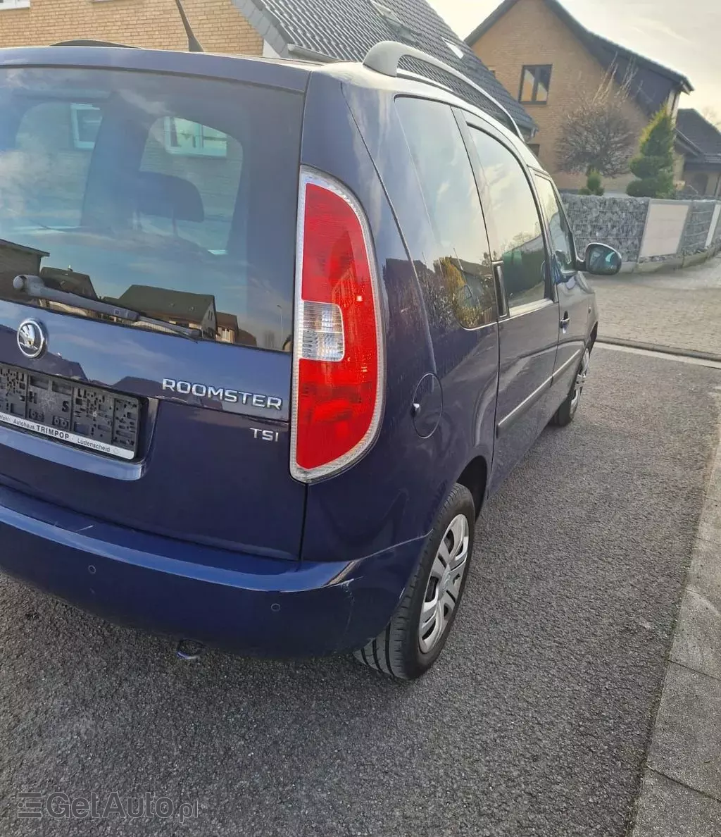 SKODA Roomster 