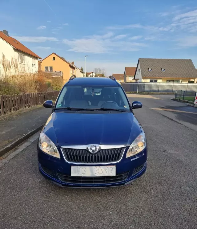 SKODA Roomster 