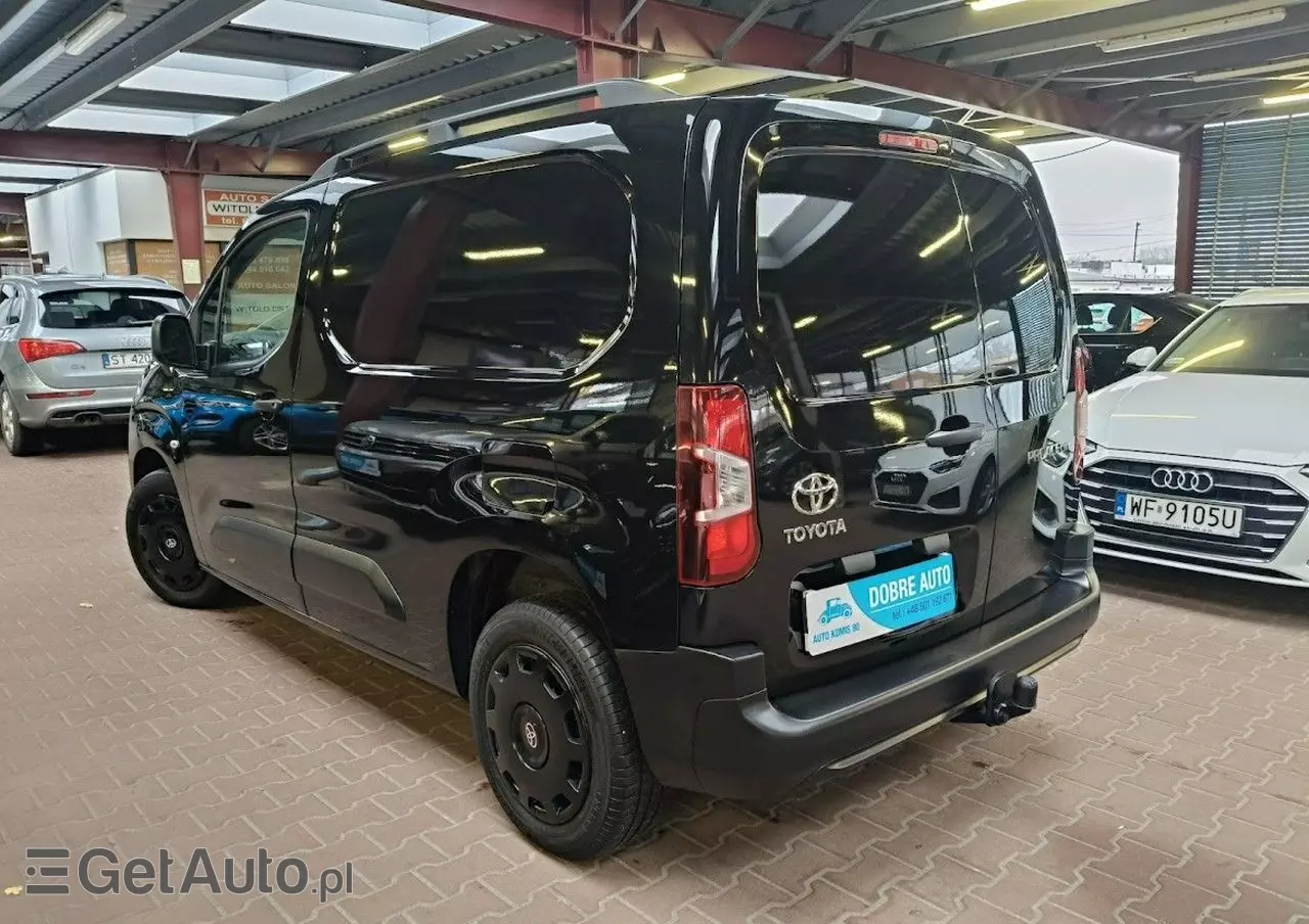 TOYOTA Proace City 