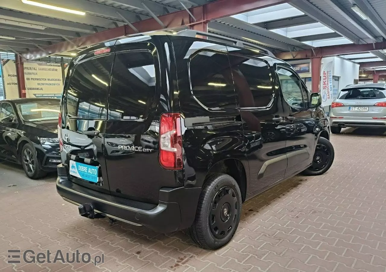 TOYOTA Proace City 