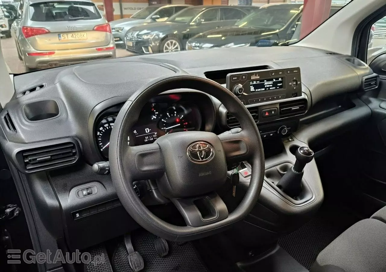 TOYOTA Proace City 