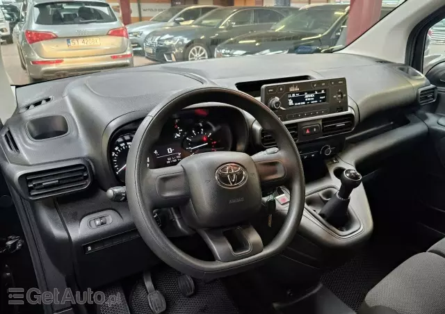 TOYOTA Proace City 