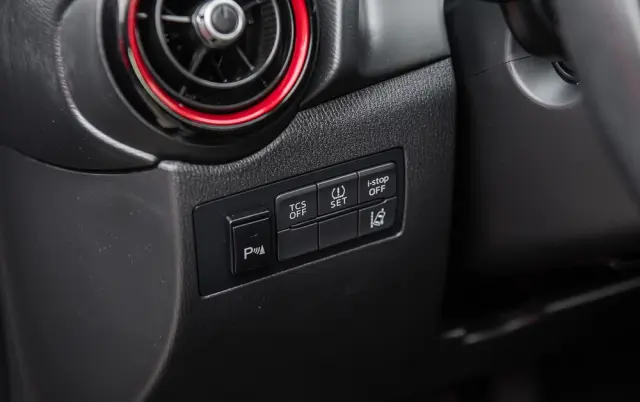 MAZDA CX-3 SKYACTIV-G 120 FWD Exclusive-Line