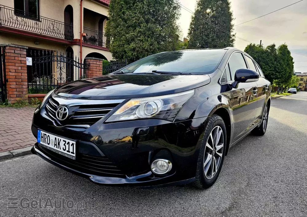 TOYOTA Avensis 1.8 Business Edition