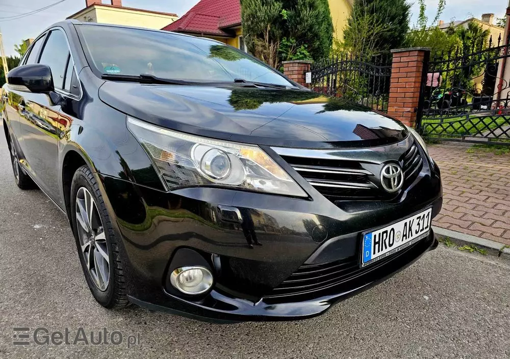 TOYOTA Avensis 1.8 Business Edition