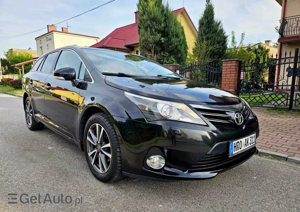 TOYOTA Avensis 1.8 Business Edition