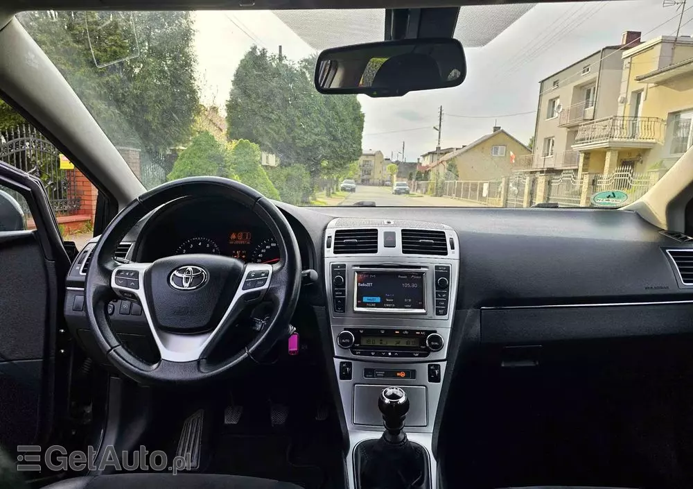 TOYOTA Avensis 1.8 Business Edition